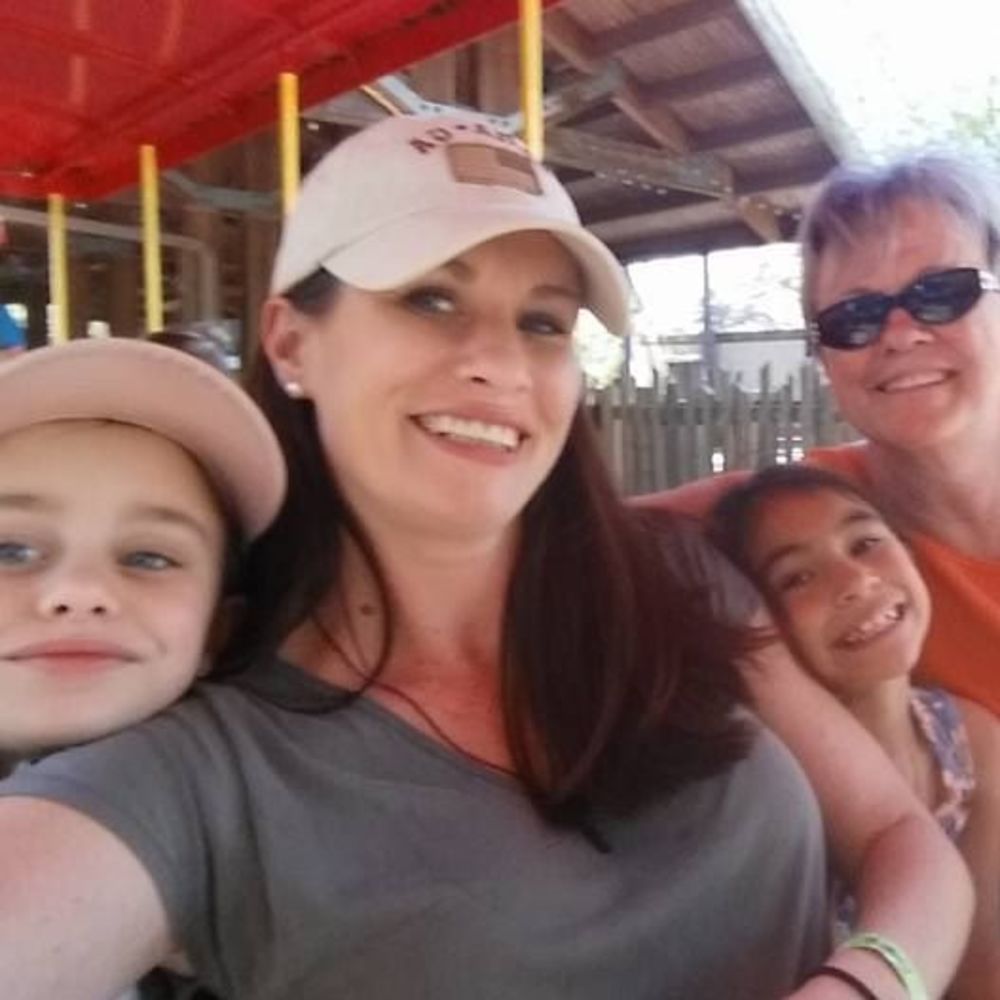 Meet your Posher, Pennie